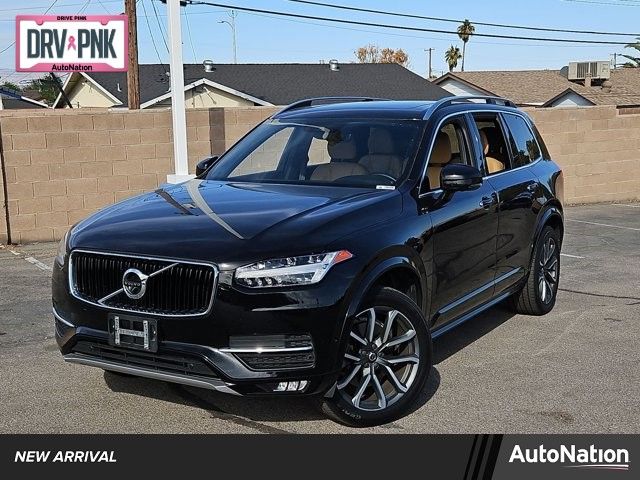 2018 Volvo XC90 Momentum