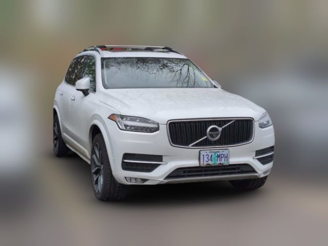 2018 Volvo XC90 Momentum