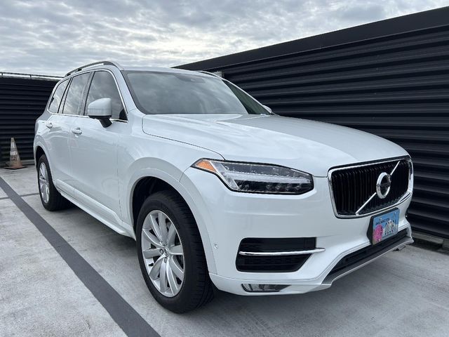 2018 Volvo XC90 Momentum