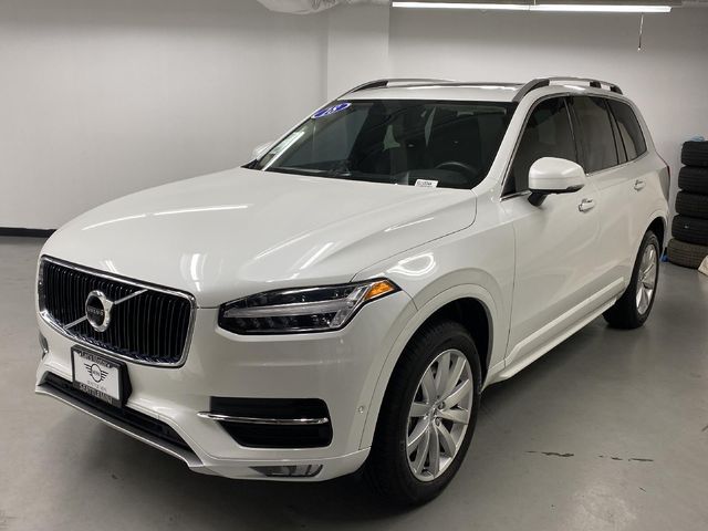 2018 Volvo XC90 Momentum