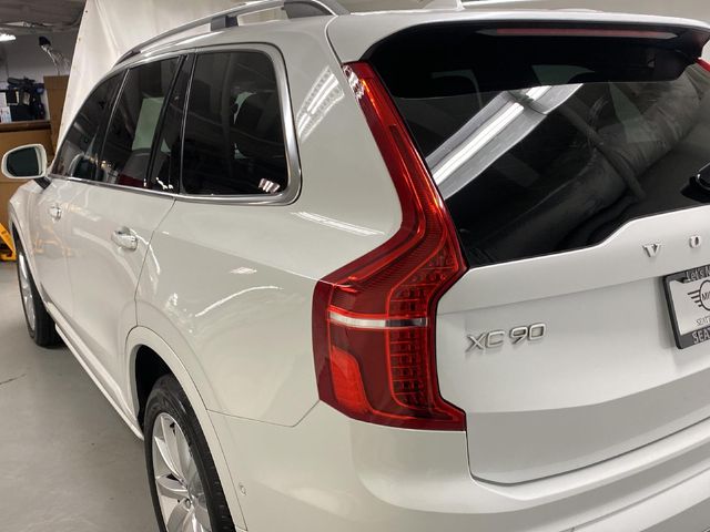 2018 Volvo XC90 Momentum