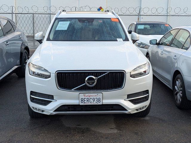 2018 Volvo XC90 Momentum