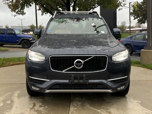 2018 Volvo XC90 Momentum