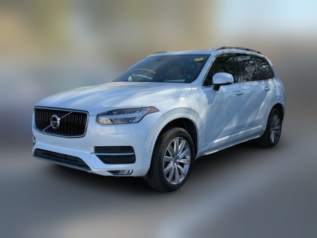 2018 Volvo XC90 Momentum