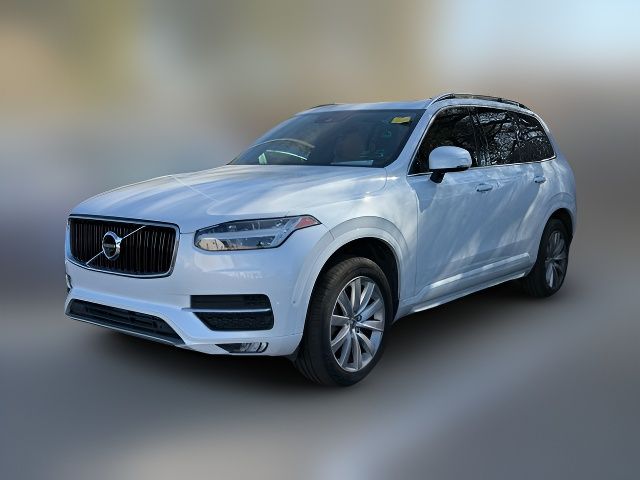 2018 Volvo XC90 Momentum