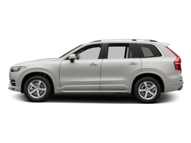 2018 Volvo XC90 Momentum