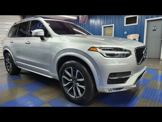 2018 Volvo XC90 Momentum