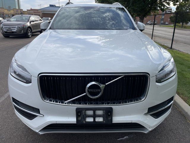 2018 Volvo XC90 Momentum