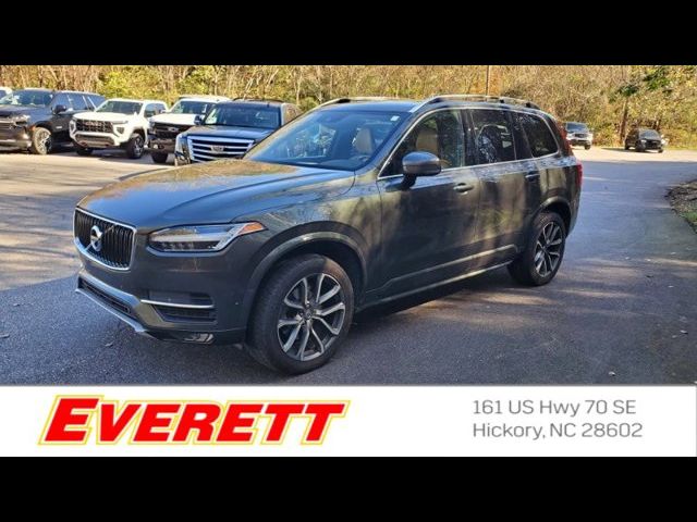 2018 Volvo XC90 Momentum