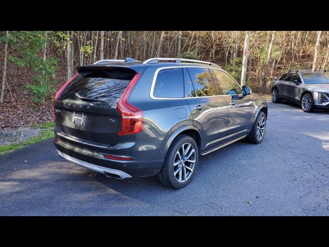 2018 Volvo XC90 Momentum