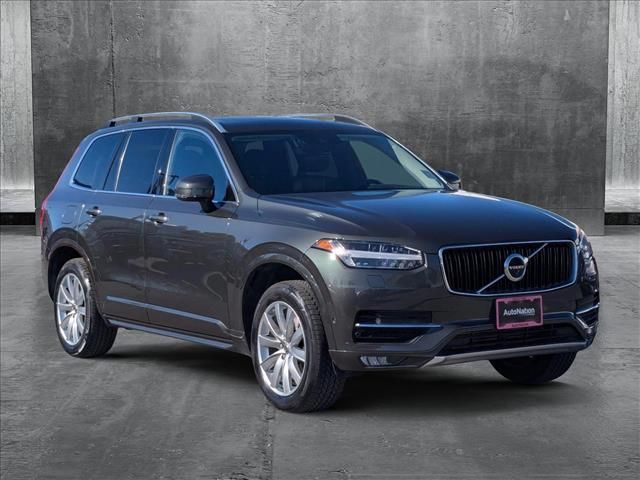 2018 Volvo XC90 Momentum