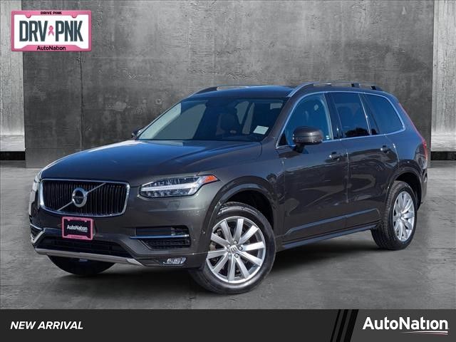 2018 Volvo XC90 Momentum