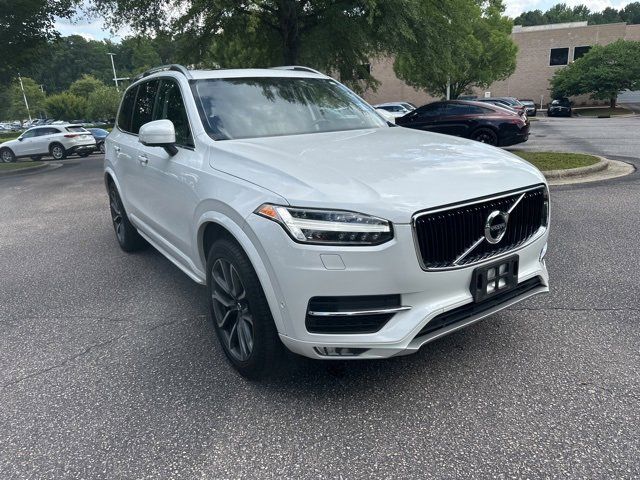 2018 Volvo XC90 Momentum