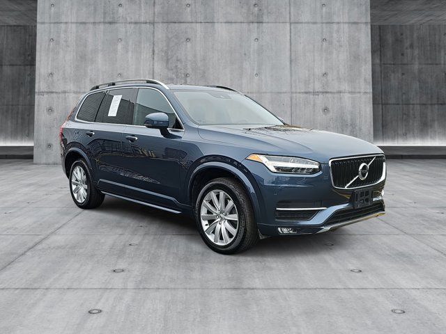 2018 Volvo XC90 Momentum