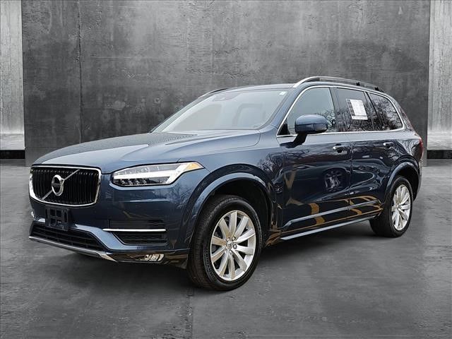 2018 Volvo XC90 Momentum