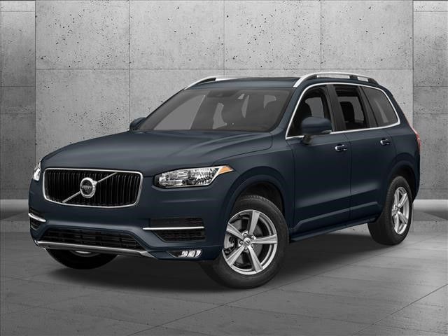 2018 Volvo XC90 Momentum