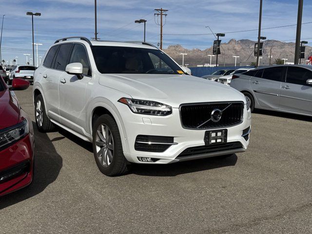 2018 Volvo XC90 Momentum