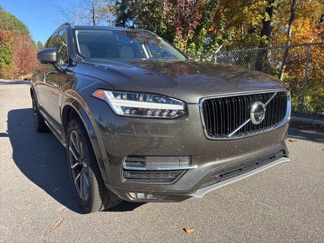 2018 Volvo XC90 Momentum