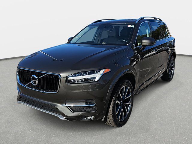 2018 Volvo XC90 Momentum