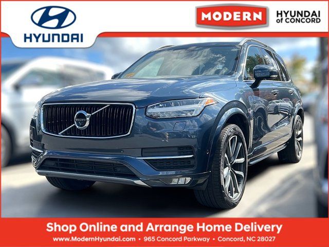 2018 Volvo XC90 Momentum