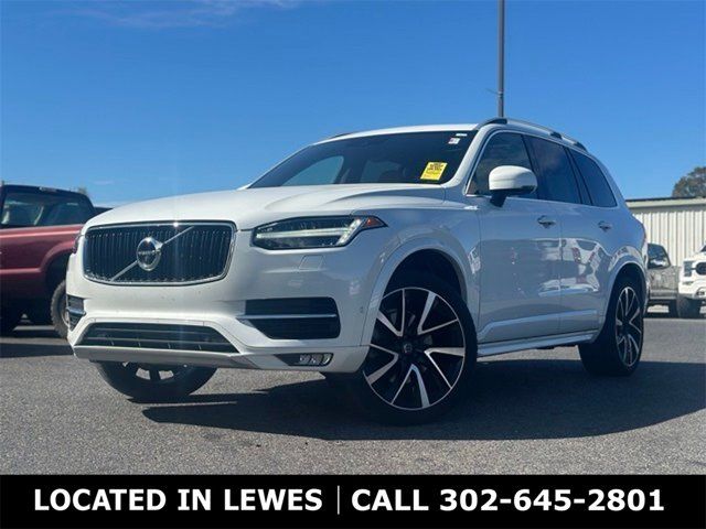 2018 Volvo XC90 Momentum