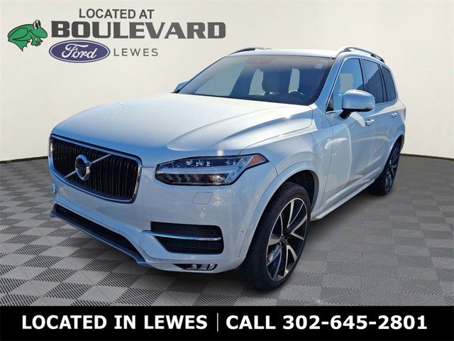 2018 Volvo XC90 Momentum