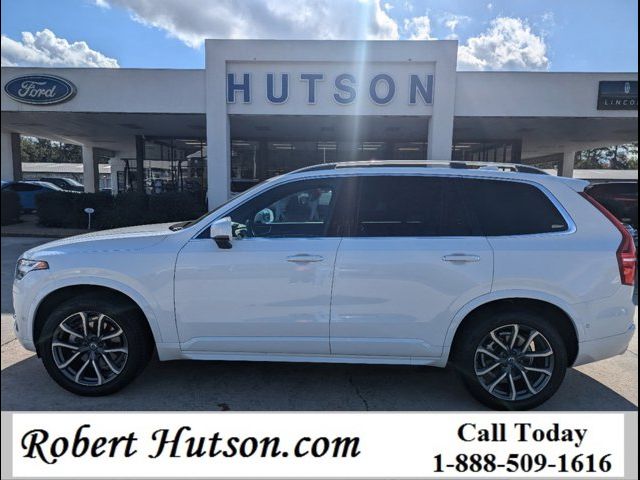 2018 Volvo XC90 Momentum