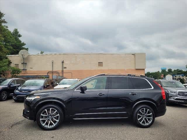 2018 Volvo XC90 Momentum