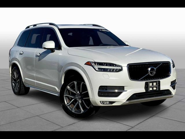 2018 Volvo XC90 Momentum