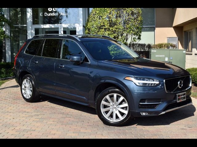 2018 Volvo XC90 Momentum