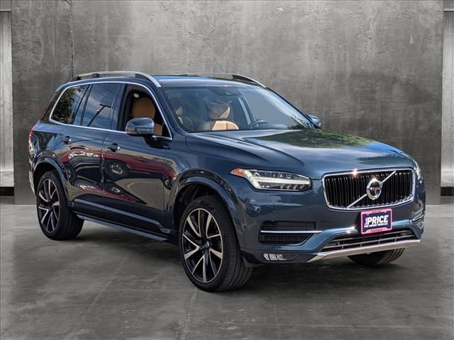 2018 Volvo XC90 Momentum