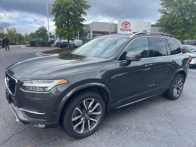 2018 Volvo XC90 Momentum