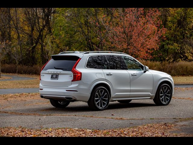 2018 Volvo XC90 Momentum