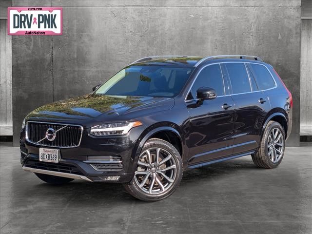 2018 Volvo XC90 Momentum