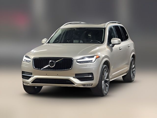 2018 Volvo XC90 Momentum