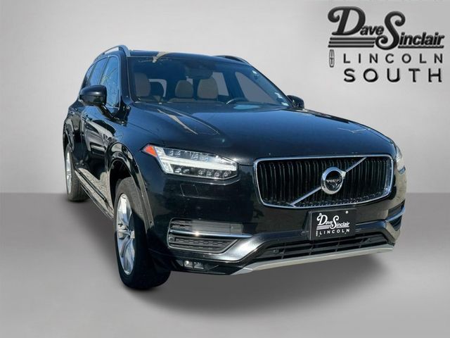 2018 Volvo XC90 Momentum