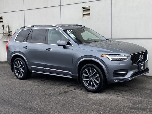 2018 Volvo XC90 Momentum