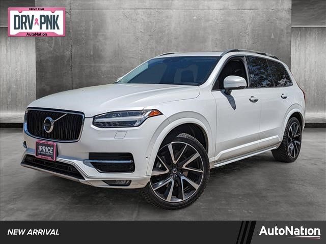 2018 Volvo XC90 Momentum