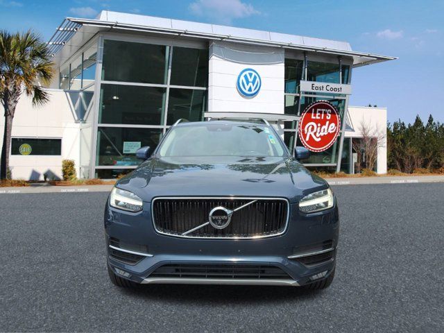 2018 Volvo XC90 Momentum