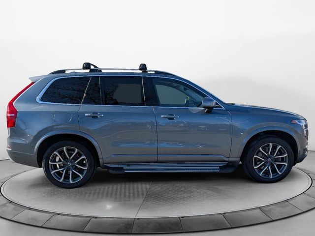 2018 Volvo XC90 Momentum