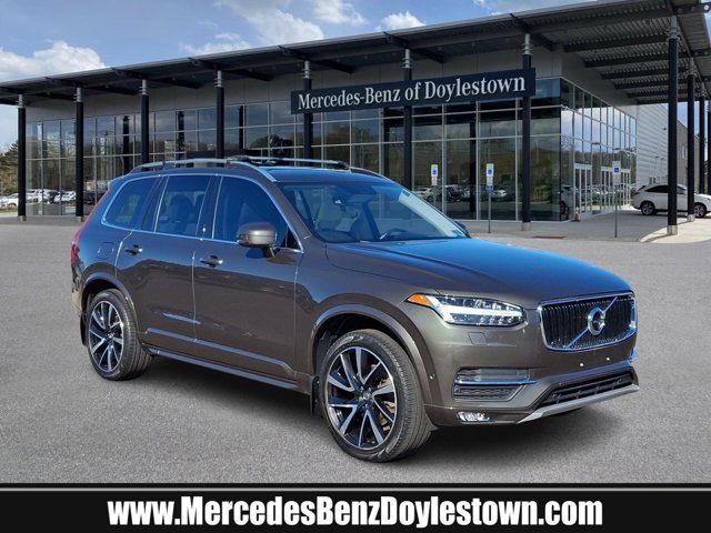 2018 Volvo XC90 Momentum