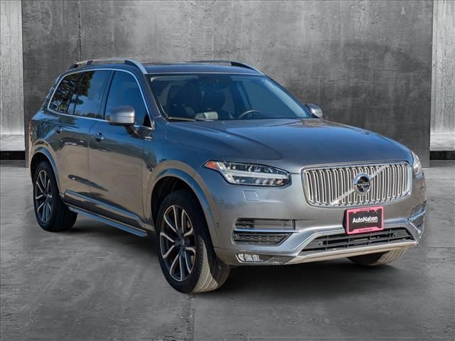 2018 Volvo XC90 Momentum