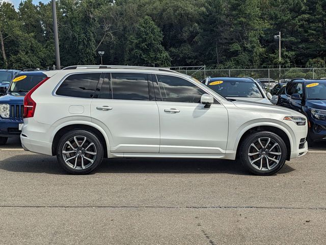 2018 Volvo XC90 Momentum