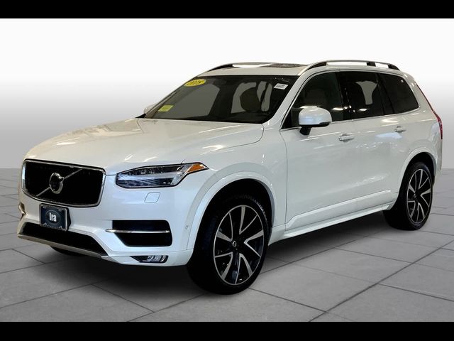 2018 Volvo XC90 Momentum