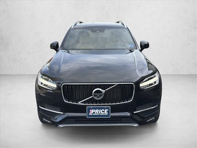 2018 Volvo XC90 Momentum