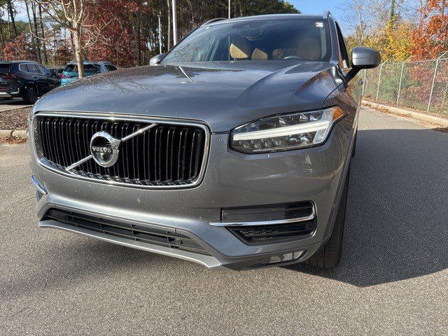 2018 Volvo XC90 Momentum