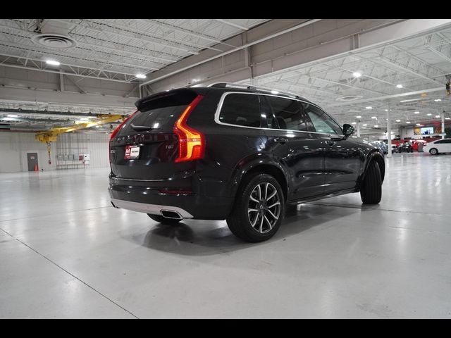 2018 Volvo XC90 Momentum