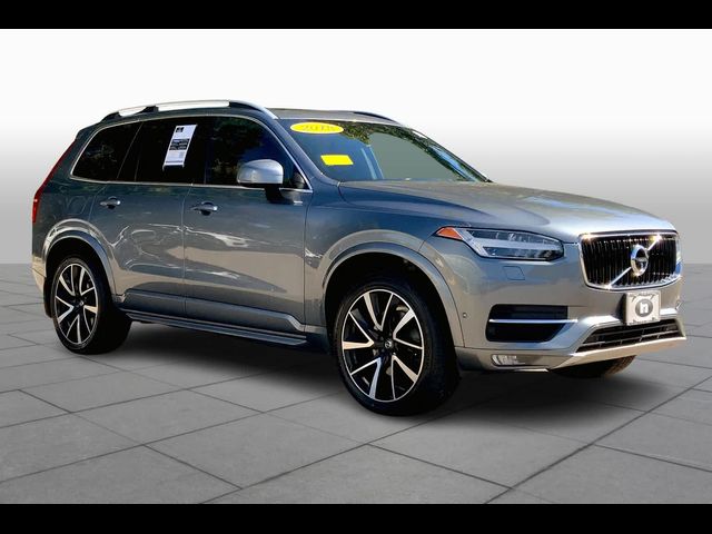 2018 Volvo XC90 Momentum