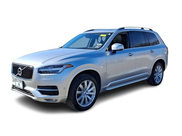 2018 Volvo XC90 Momentum