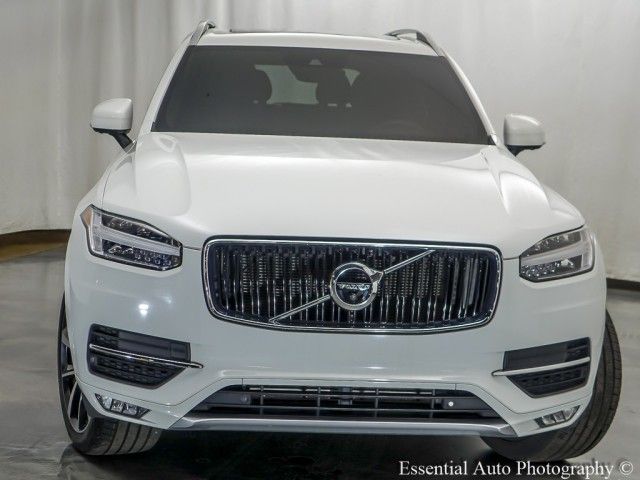 2018 Volvo XC90 Momentum